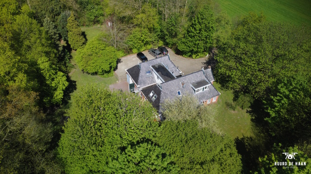Uniek gelegen Woonboerderij met Weiland en Bos